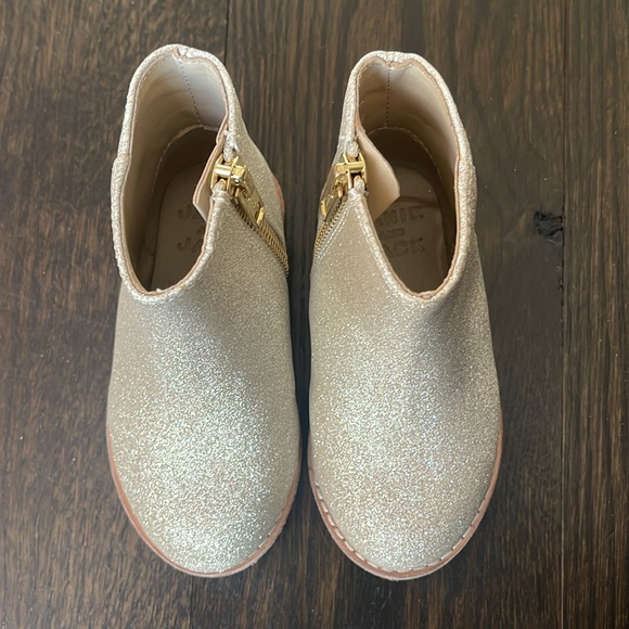 Janie and Jack gold booties - Picture 4 of 7